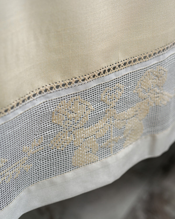 Mbulesë Tavoline 1959