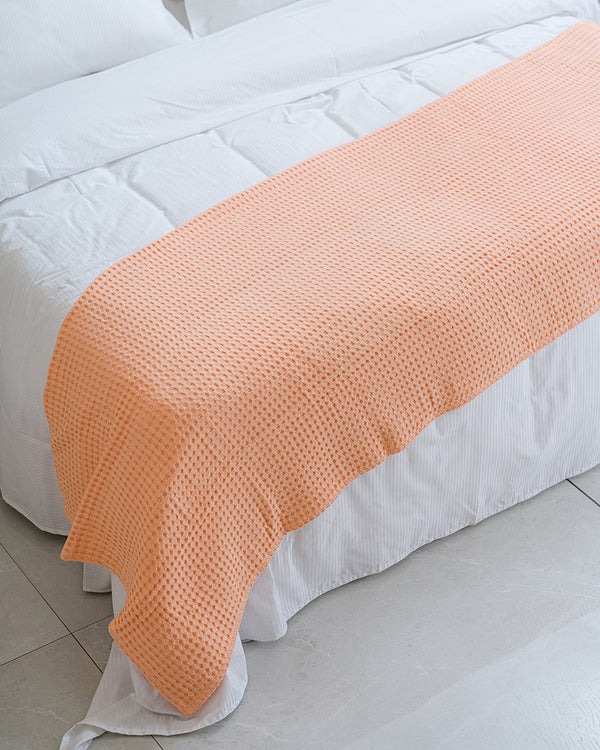 K102 Mbulesë Krevati