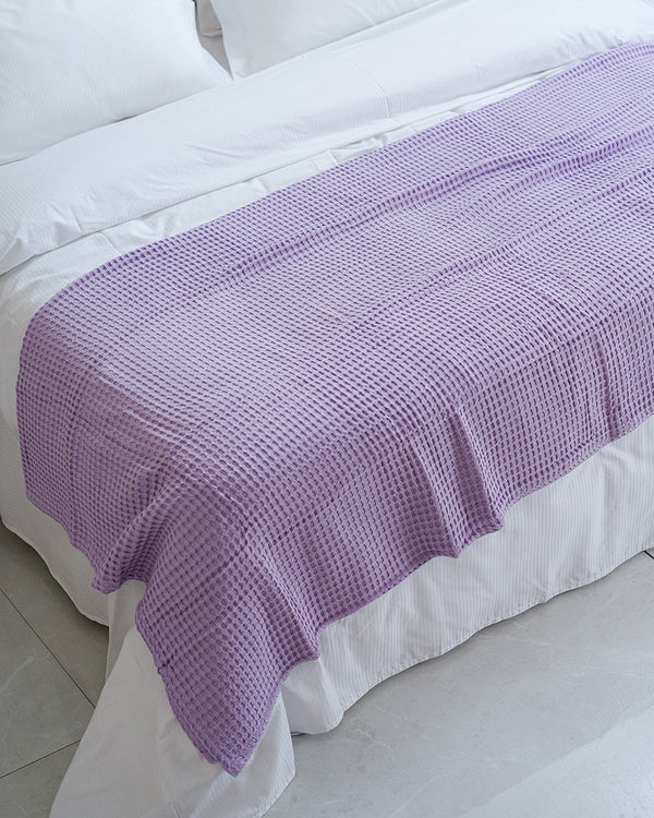 K102 Mbulesë Krevati