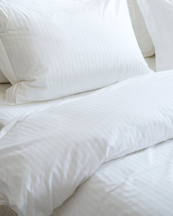 B300 KËLLËFË JASTËKU