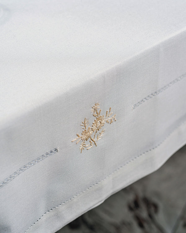 Mbulesë Tavoline 123