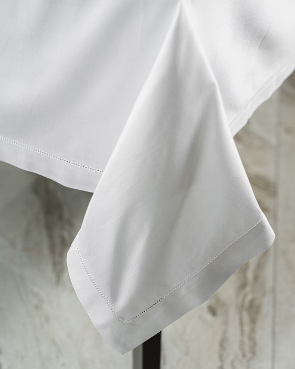 Mbulesë Tavoline Satin Azhur